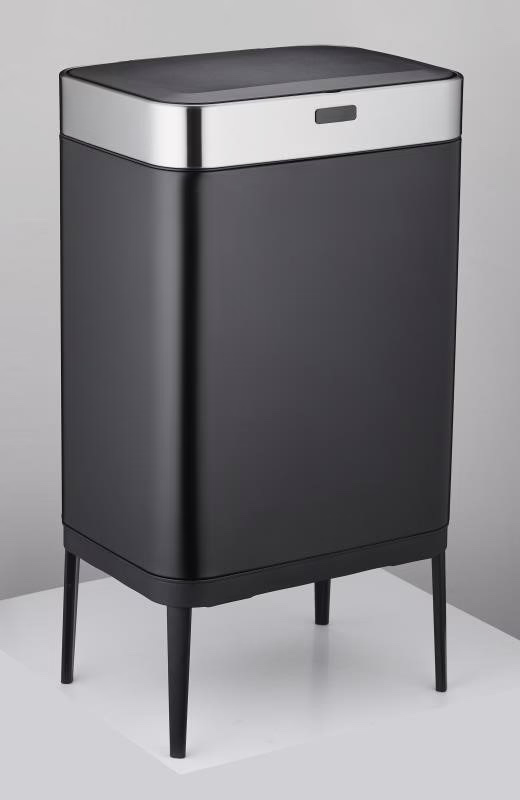 פח אשפה אוטומטי 60 ליטר עם רגליים - שחור מסגרת כסף Eshnav